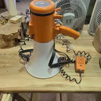 بلندگوی جار|صوتی و تصویری|همدان, |دیوار