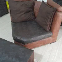 مبل تکی و میز