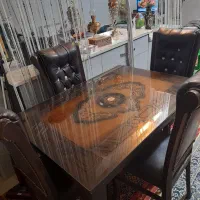 میز ناهارخوری ۴نفره خیلی نو قیمت ۳۰۰۰۰۰۰۰تومان|میز و صندلی غذاخوری|بروجرد, |دیوار