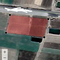 زمین کشاورزی کنار بزرگراه سراب بستان آباد