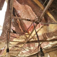 نردبان ۳ونیم متری لوله گاز درست شده