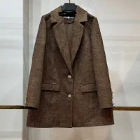 مزدی دوز مانتو و کت زنانه