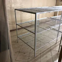 قفسه آهنی استفاده نشده