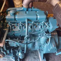 موتور آبکشی پرکنز ۴ سیلندر انگلیسی|ماشینآلات صنعتی|فولادشهر, باغشاد|دیوار