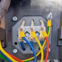 طراحی و ساخت تابلو برق