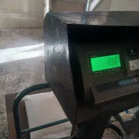 باسکول ۵۰۰ کیلویی|فروشگاه و مغازه|نسیم‌شهر, |دیوار