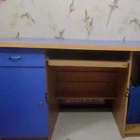 میز کامپیوتر سالم
