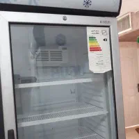 یخچال وفریزرفروشگاهی