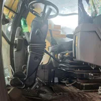 بیل هیدرومک ۲۰۰ مدل ۲۰۱۰ در حد یک|خودرو سنگین|ملارد, |دیوار