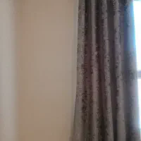 پرده مخمل سنگین سایه روشن طوسی نقره ای در حد نو.|پرده، رانر، رومیزی|تهران, منیریه|دیوار
