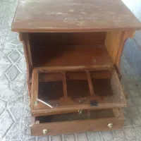 بوفه قدیمی دست‌ساز.