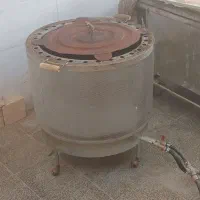 تنور گازی بزرگ 5نونه سالم سالم در حد نو