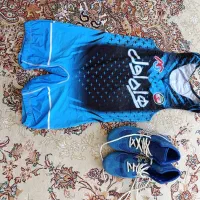فروش لباس و کفش کشتی و لباس تکواندو