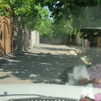 زمین فشند اول بازار راه جنب امکانات رفاهی
