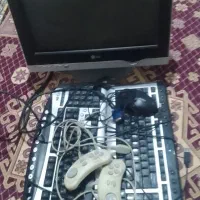 کیبورد و مانیتور و ماوس کامپیوتر