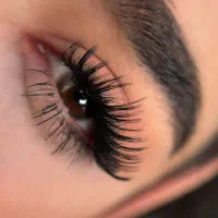 تخفیف ویژه اکستنشن مژه و لیفت ابرو و مژه
