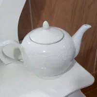قوری چینی ۱ونیم لیتری سالم