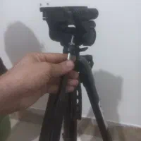 سه پایه دوربین عکاسی