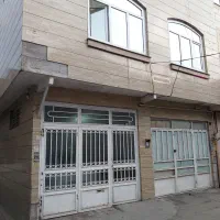منزل دو طبقه و نیم ویلایی