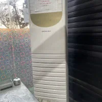 ۱ کولر ایستاده یک اسپیلت دیواری یک یخچال ویترینی