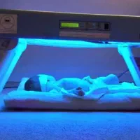 دستگاه زردی نوزاد