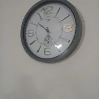 ساعت دیواری نو و آکبند