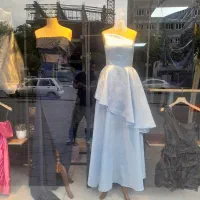 استخدام فروشنده خانم
