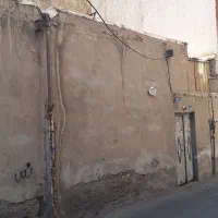 ۵۴متر مغازه همراه ۴۳ متر مسکونی