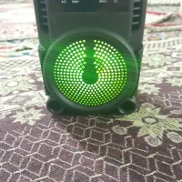 یک عدد اسپیکر قوی فروختی می‌خوام بکنم