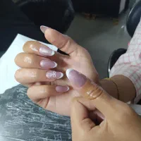 تخفیف ویژه پاییزه کاشت ناخن فقط 250|خدمات آرایشگری و زیبایی|قم, زاد|دیوار