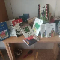چندعددکتاب داستان بفروش میرسد
