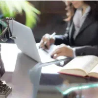 خدمات حقوقی