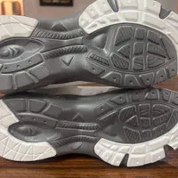 کتانی خارجی سایز 37 ساخت ویتنام|کیف، کفش، کمربند|رشت, معلم|دیوار