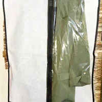 کاور انواع لباس|لباس|قم, جمکران|دیوار