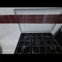 باسلام  گاز 5شعله طرح فر شرکت پارس یک سال کار کرده|اجاق گاز و لوازم برقی پخت‌وپز|کنار تخته و کمار, |دیوار