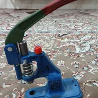 دستگاه پرس دکمه و پانچ و مروارید
