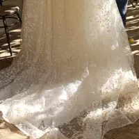 لباس عروس دنباله دار همراه با ژتون|لباس|هشتگرد, فاز ۳ مهستان|دیوار