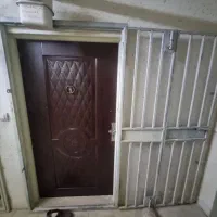 حفاظ درب آپارتمان