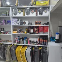 مغازه تزئیناتی با دکور و اجناس وگذار می شود|اجارهٔ مغازه و غرفه|برازجان, |دیوار