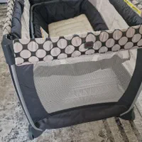 تخت پارک چیکو به همراه خوش خواب|اسباب و اثاث بچه|قزوین, |دیوار