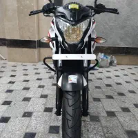 پالس ان اس ns200 سه شمع