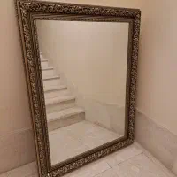 آینه با قاب رزین