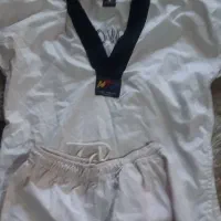 ۲دست لباس تکواندو و وسایل دفاعی کامل