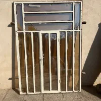 در و پنجره آهنی