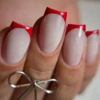 آفر تابستانه خدمات ناخن(کاشت،ژلیش،لمینت)
