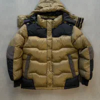 کاپشن پر|کوهنوردی و کمپینگ|اصفهان, باغ نگاره|دیوار