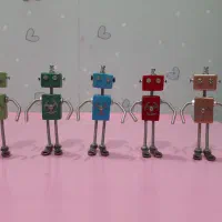 اسباب بازی آدمک عروسک چوبی