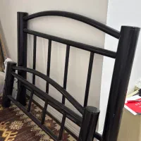 تخت یک نفره فلزی جم