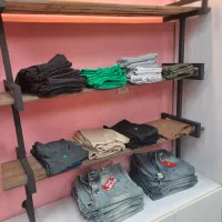 فروش بوتیک لباس زنانه با کلیه تجهیزات