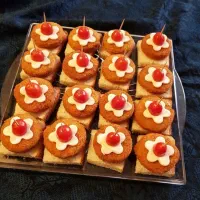 تهیه انواع فینگرفود وصبجانه وغذای تولد ودورهمی|خدمات پذیرایی، مراسم|کرمان, |دیوار